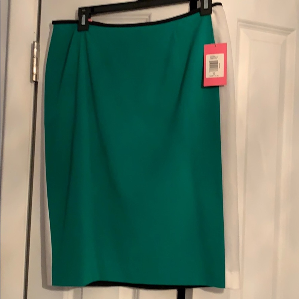 NWT Isaac Mizrahi color block skirt.